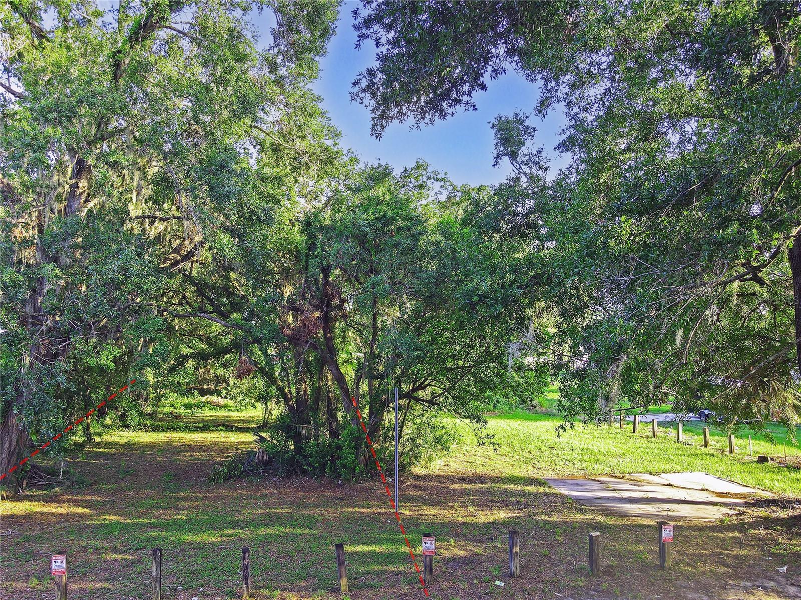 Image 4 of 11 For 3609 North Bay Street