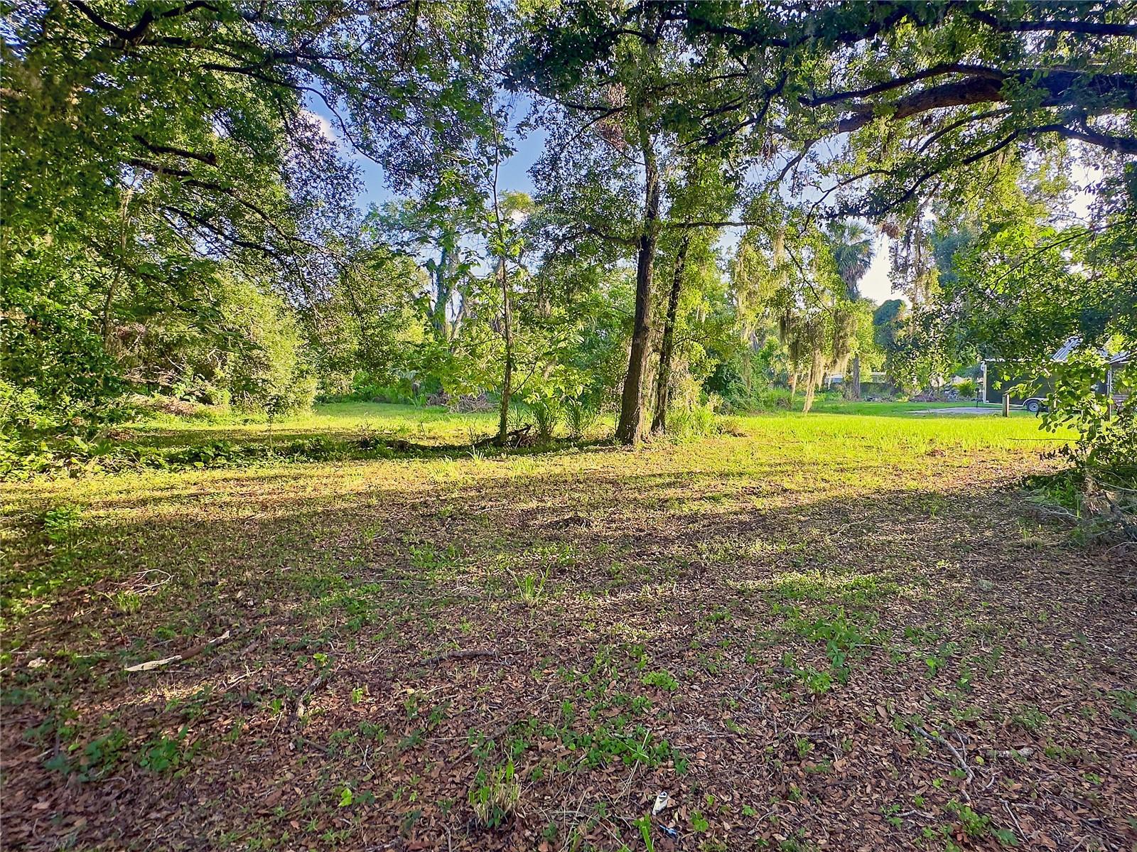 Image 8 of 11 For 3609 North Bay Street