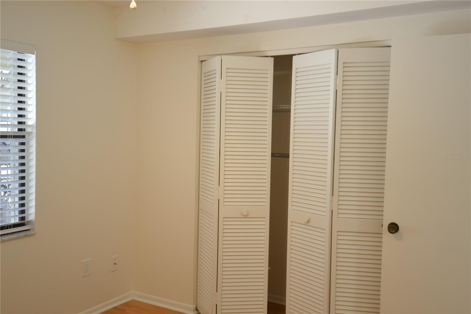 Image 66 of 71 For 209 Woodlake Wynde