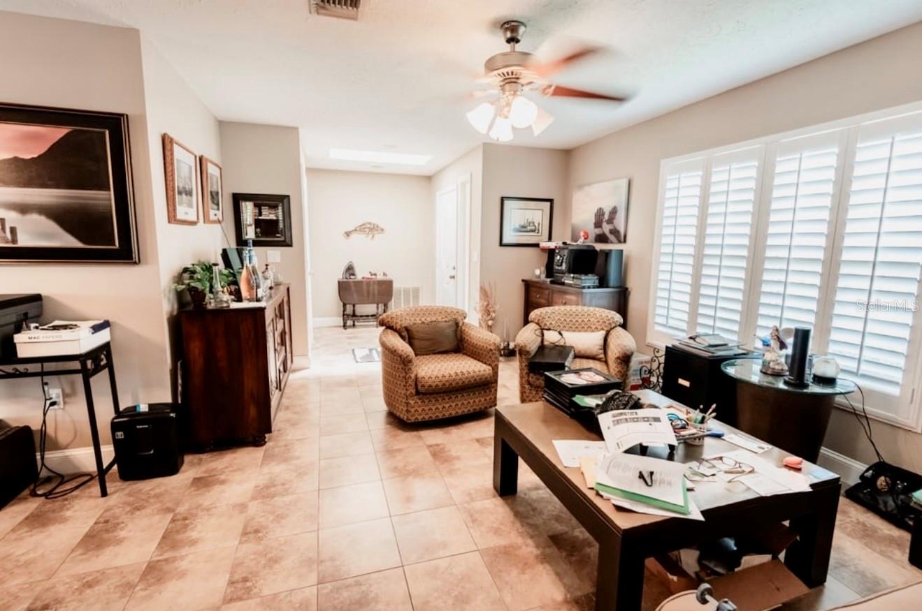 Image 20 of 59 For 4434 Dewey Drive