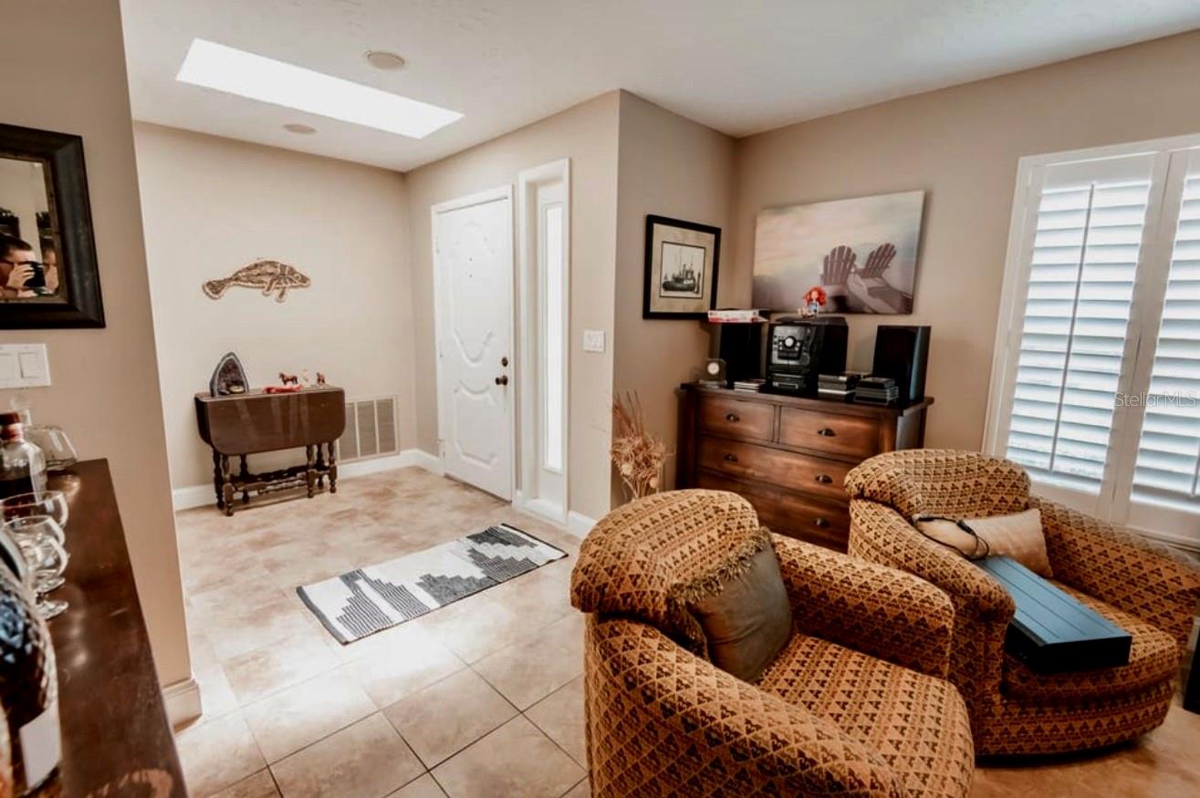 Image 22 of 59 For 4434 Dewey Drive