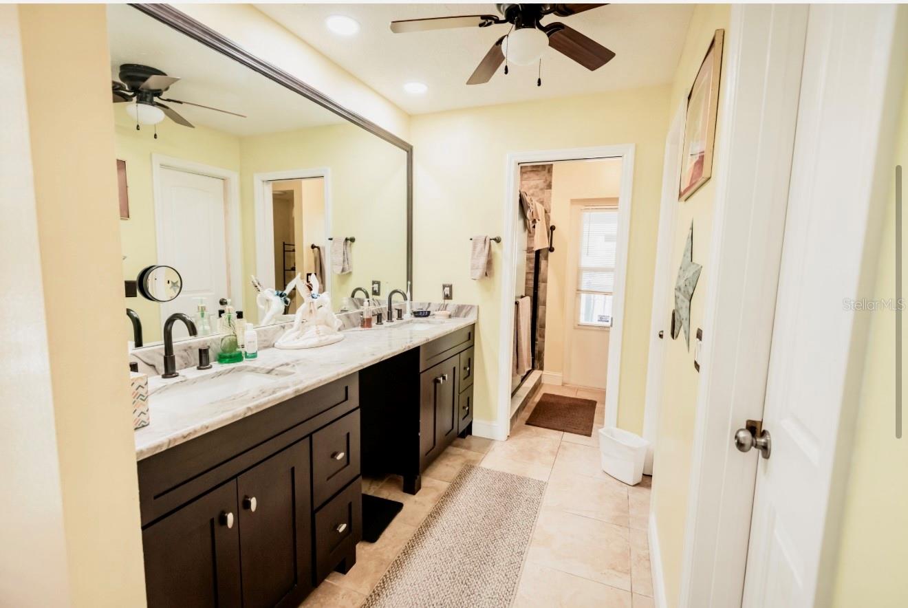 Image 30 of 59 For 4434 Dewey Drive