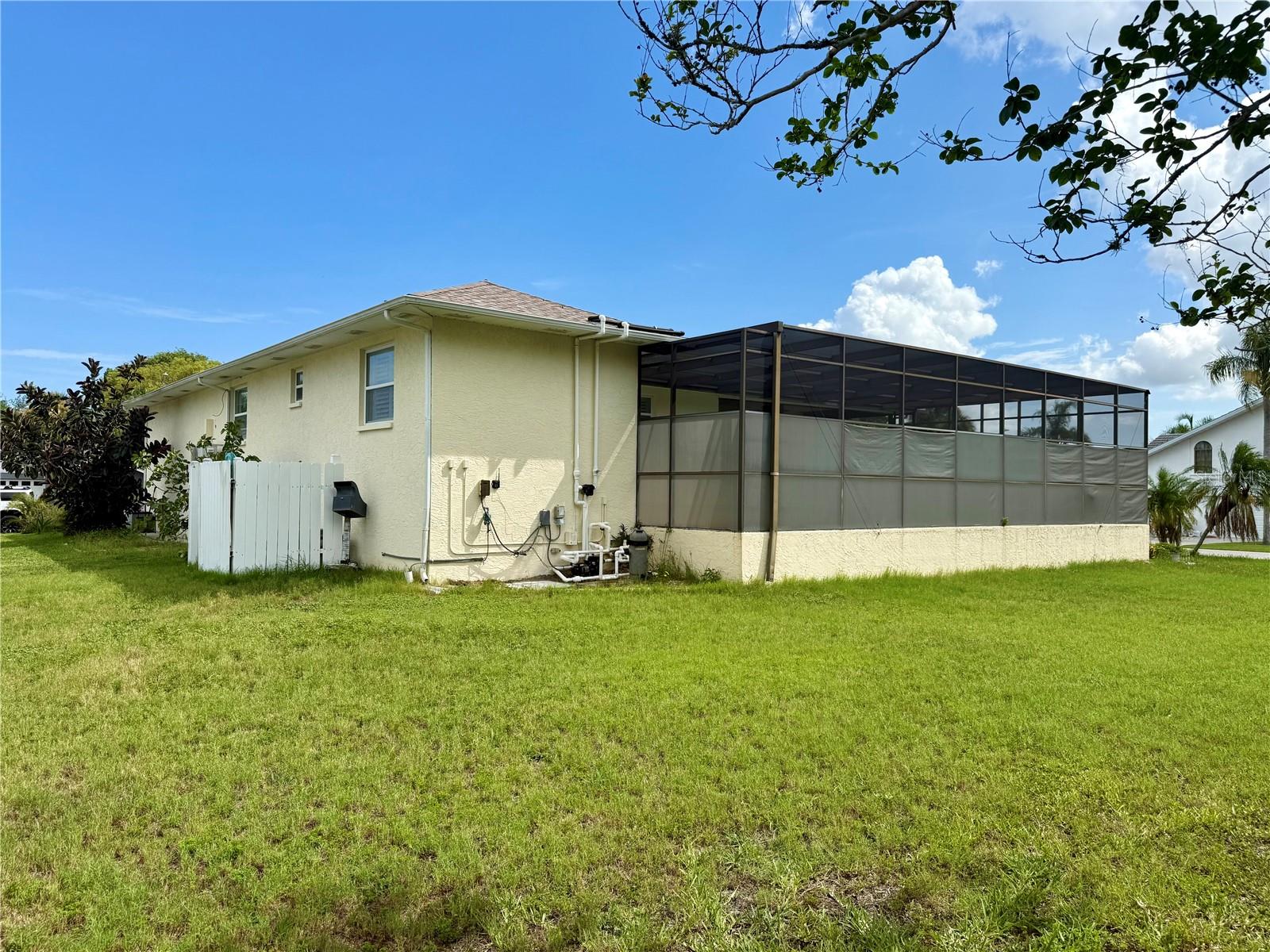 Image 6 of 59 For 4434 Dewey Drive