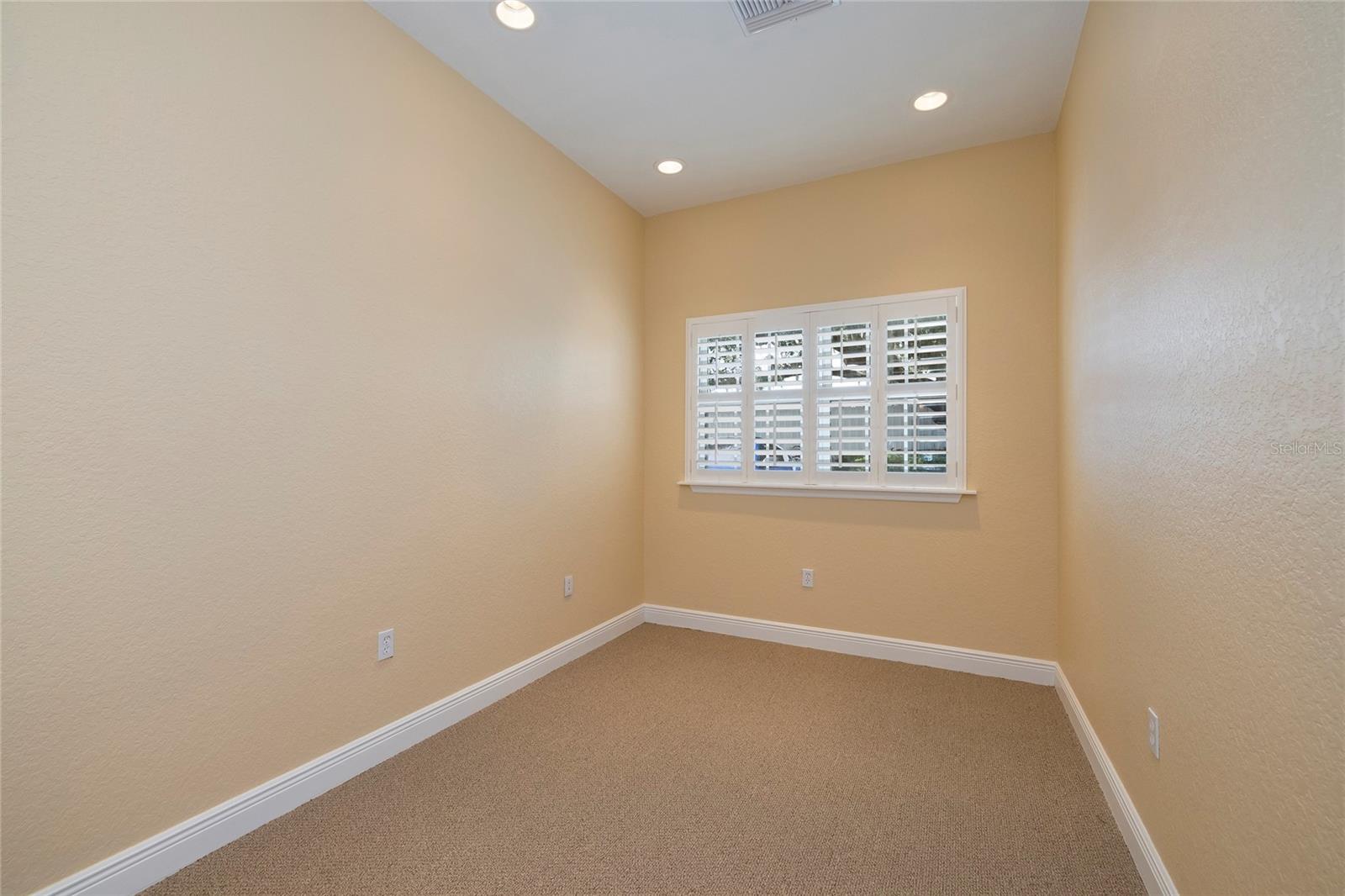 Image 12 of 45 For 801 2nd Street N