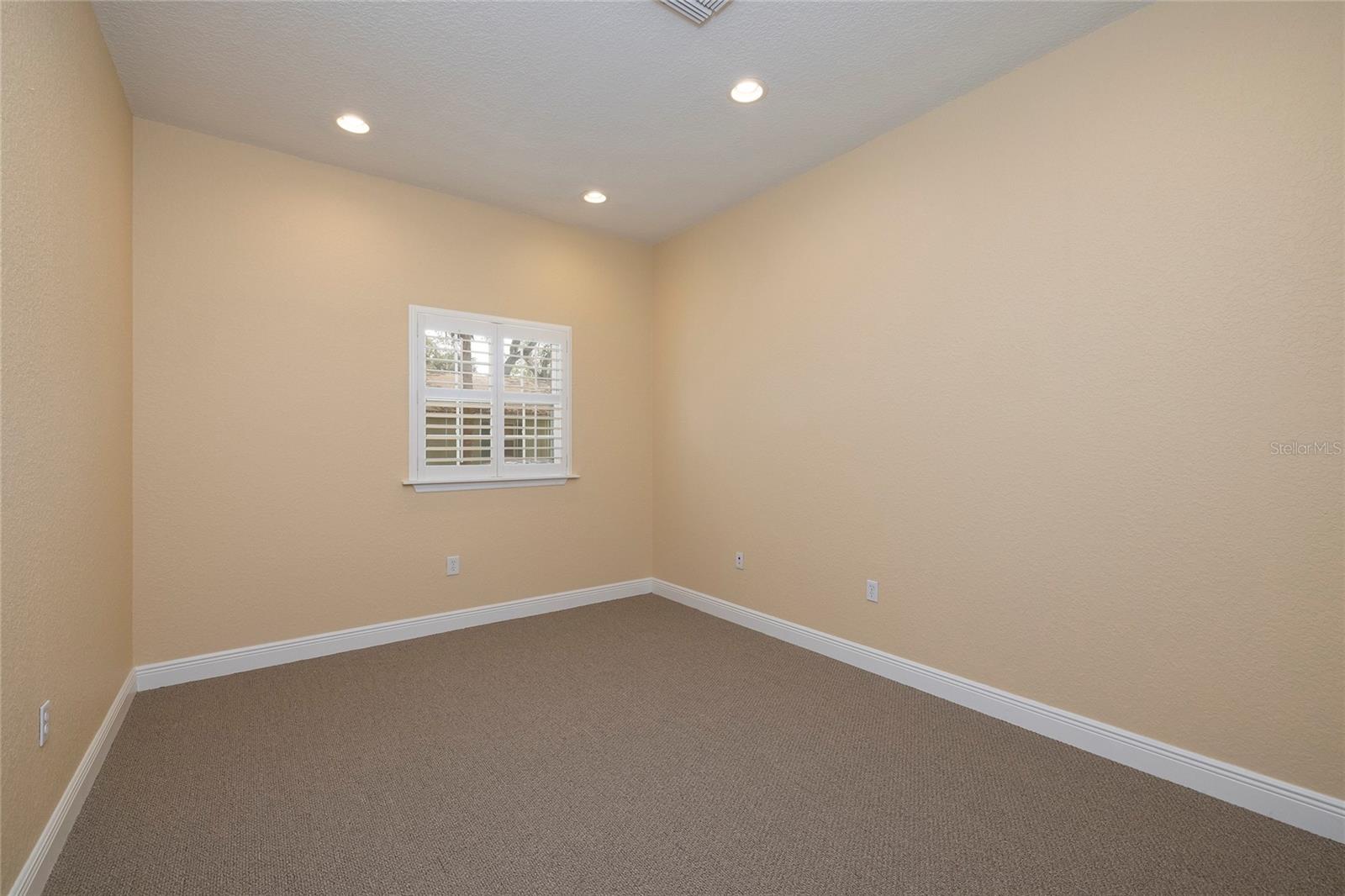 Image 14 of 45 For 801 2nd Street N