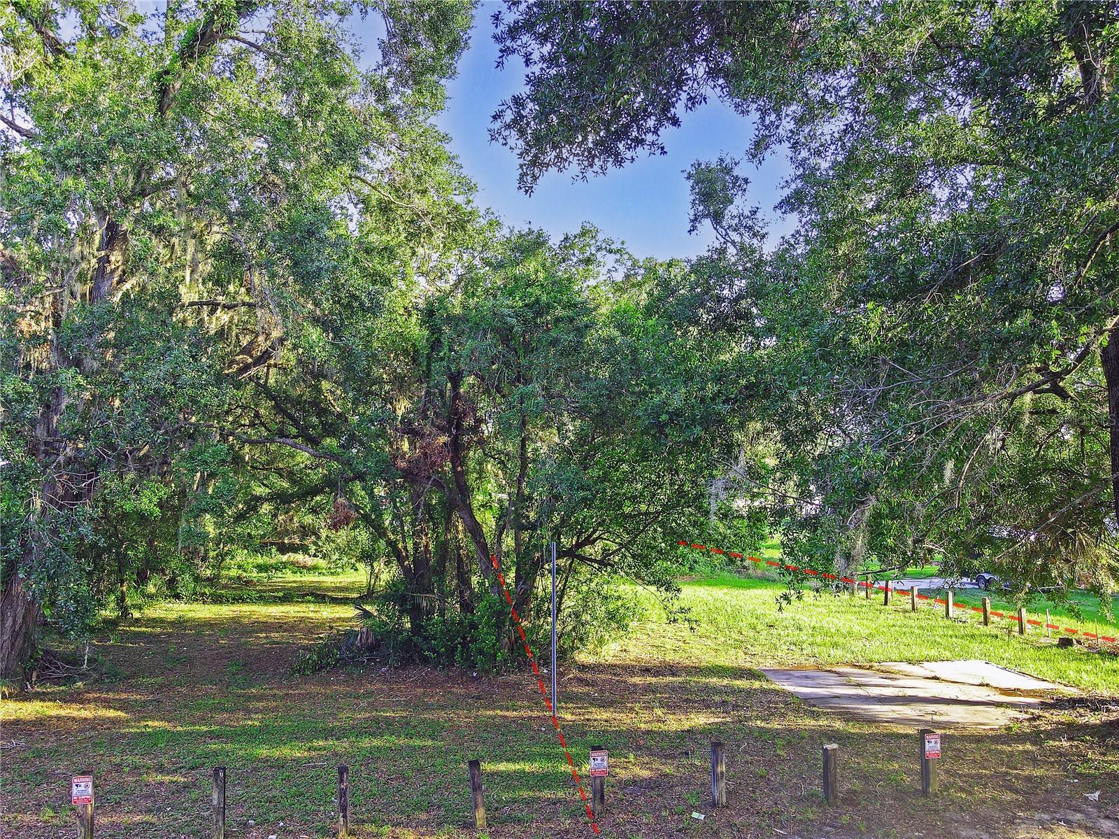 Image 4 of 10 For 3607 North Bay Street