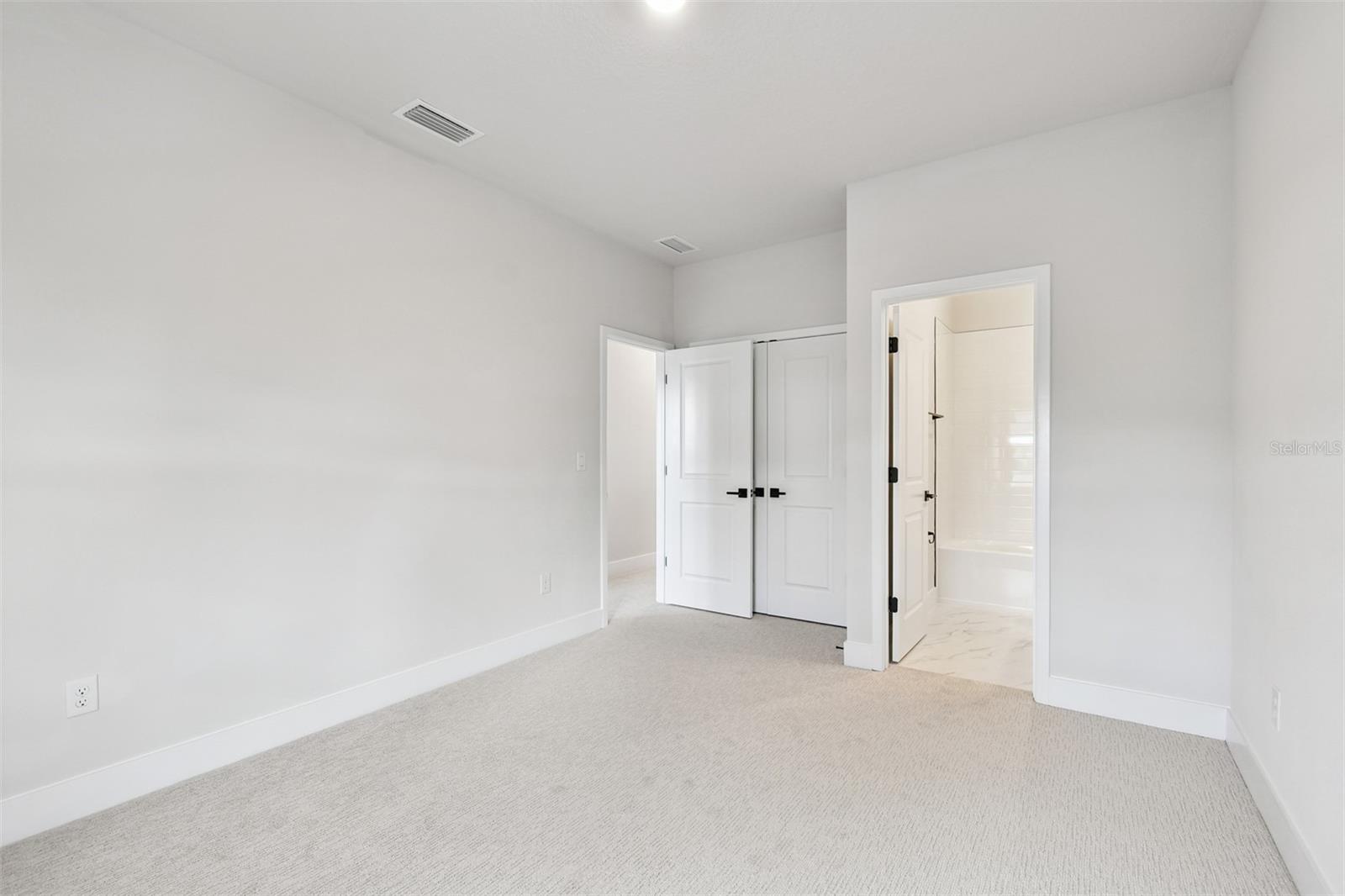 Image 31 of 49 For 1559 Running Tide Place