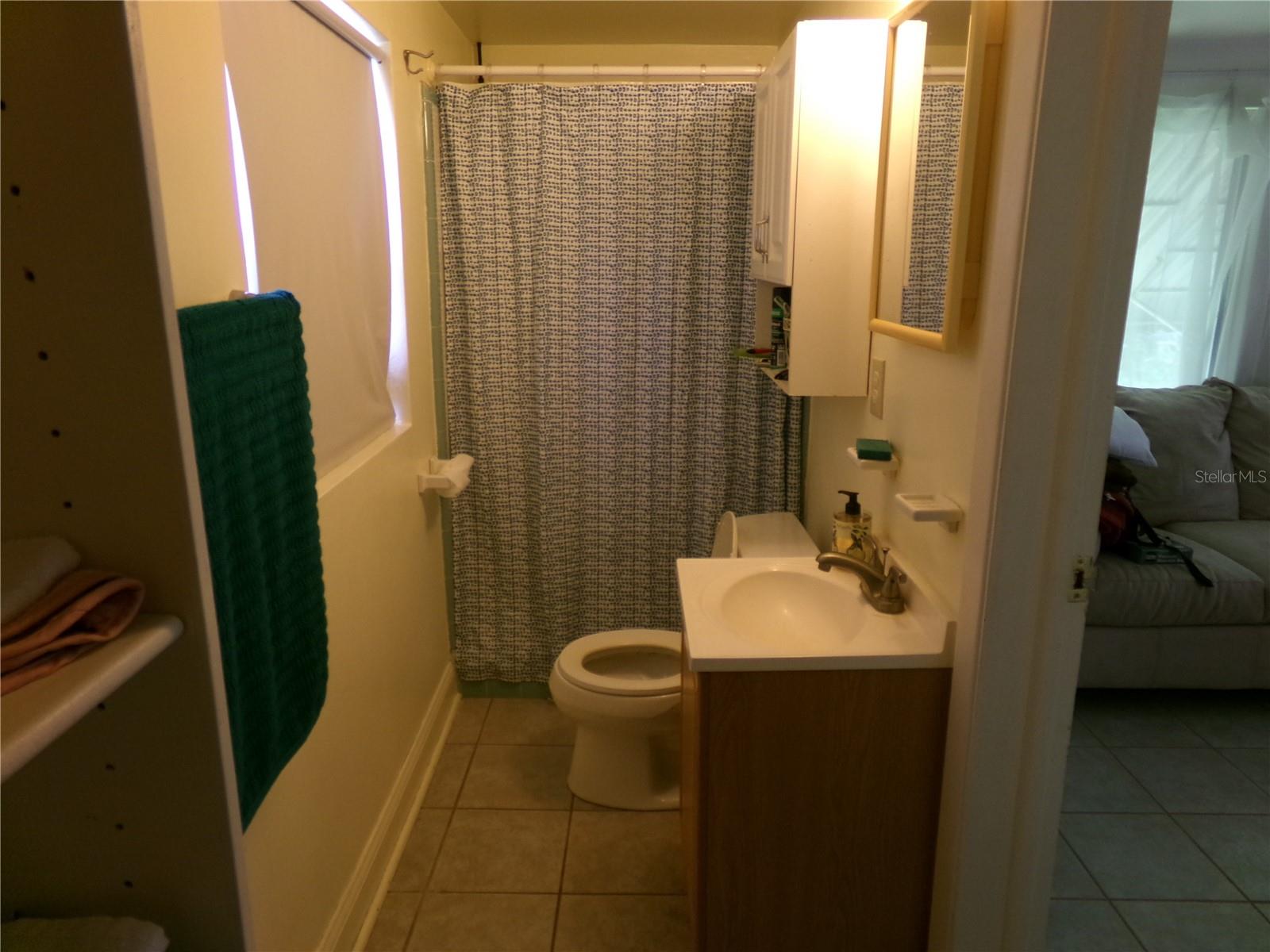 Image 7 of 10 For 2239 Curtis Drive S