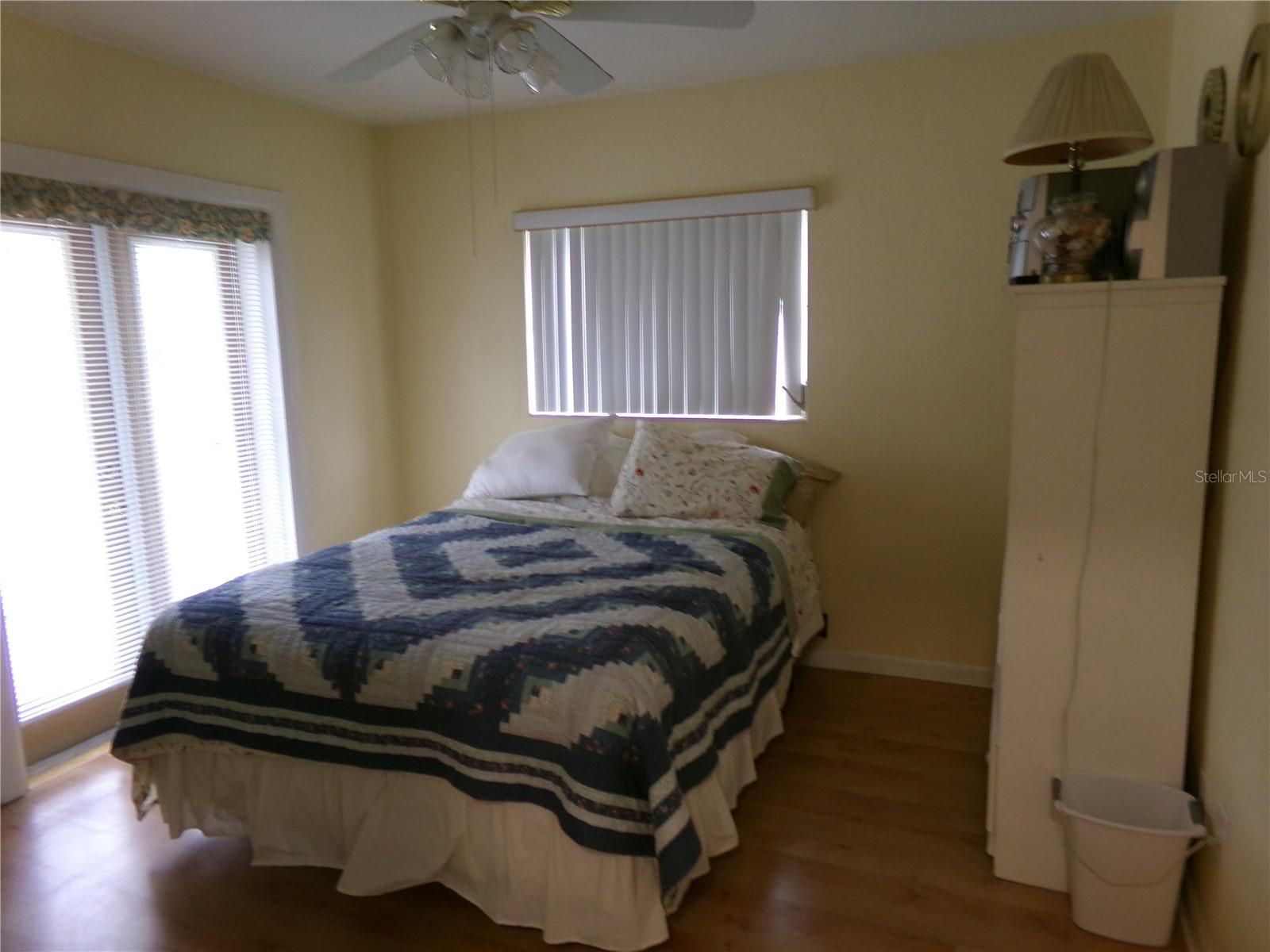 Image 9 of 10 For 2239 Curtis Drive S