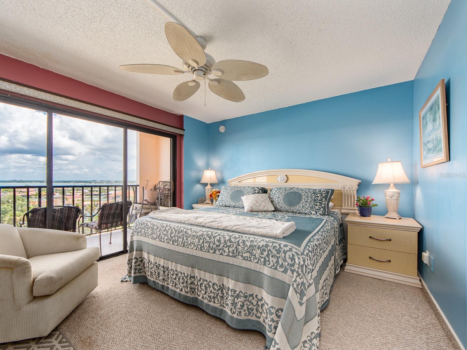 Image 17 of 51 For 51 Island Way 800