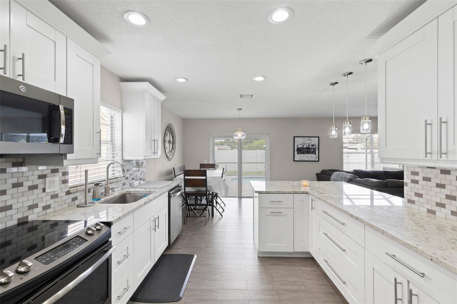 Image 14 of 28 For 9105 Camino Villa Boulevard