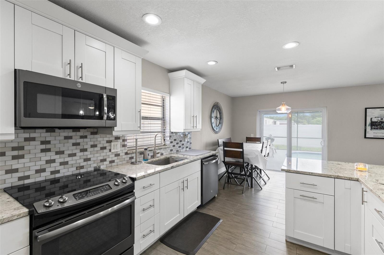 Image 17 of 28 For 9105 Camino Villa Boulevard