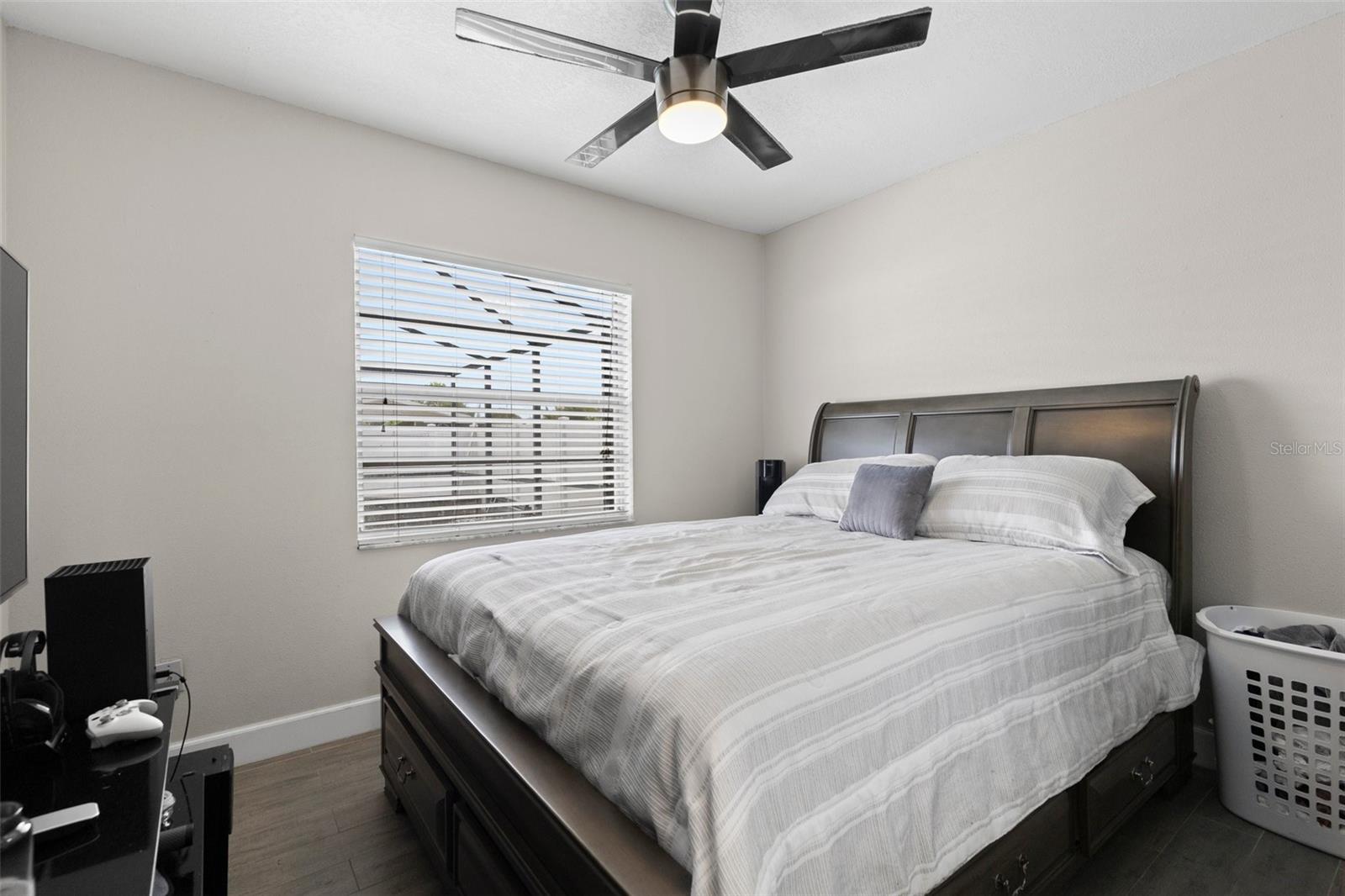 Image 21 of 28 For 9105 Camino Villa Boulevard