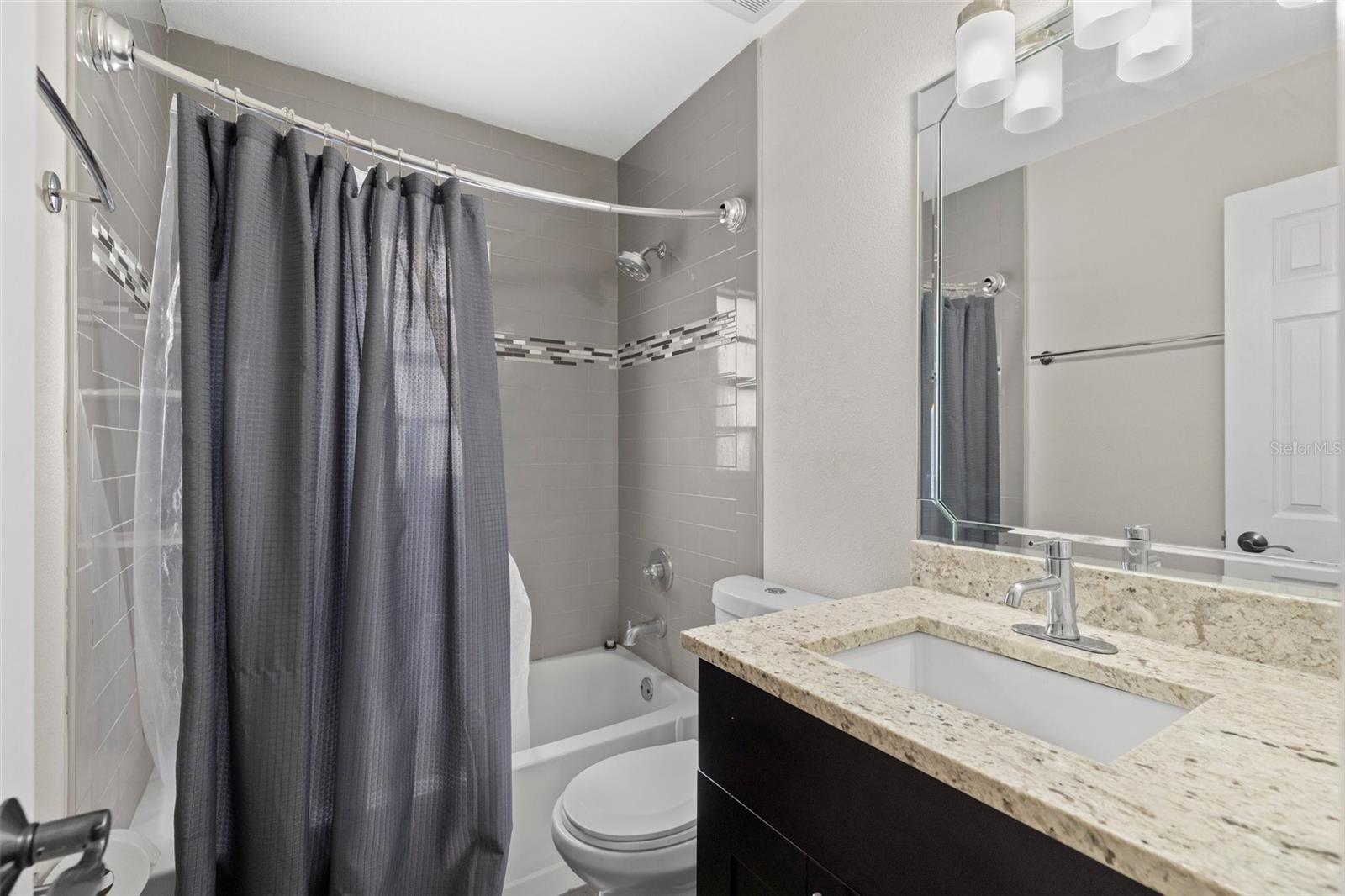 Image 22 of 28 For 9105 Camino Villa Boulevard