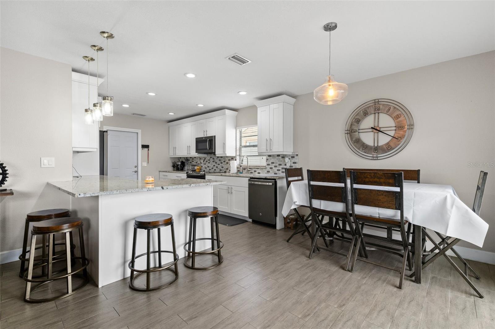 Image 9 of 28 For 9105 Camino Villa Boulevard