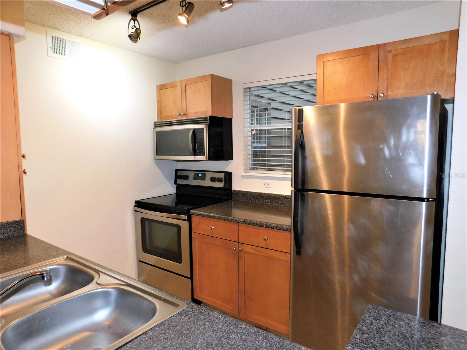 Image 5 of 19 For 2500 Winding Creek Boulevard F204