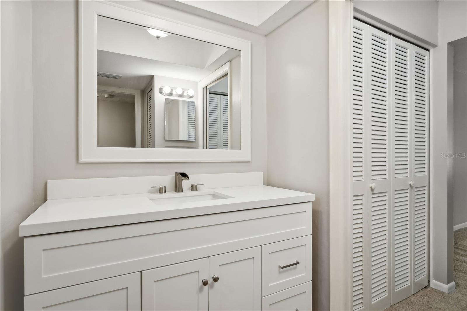 Image 12 of 22 For 4510 Overlook Drive Ne 224