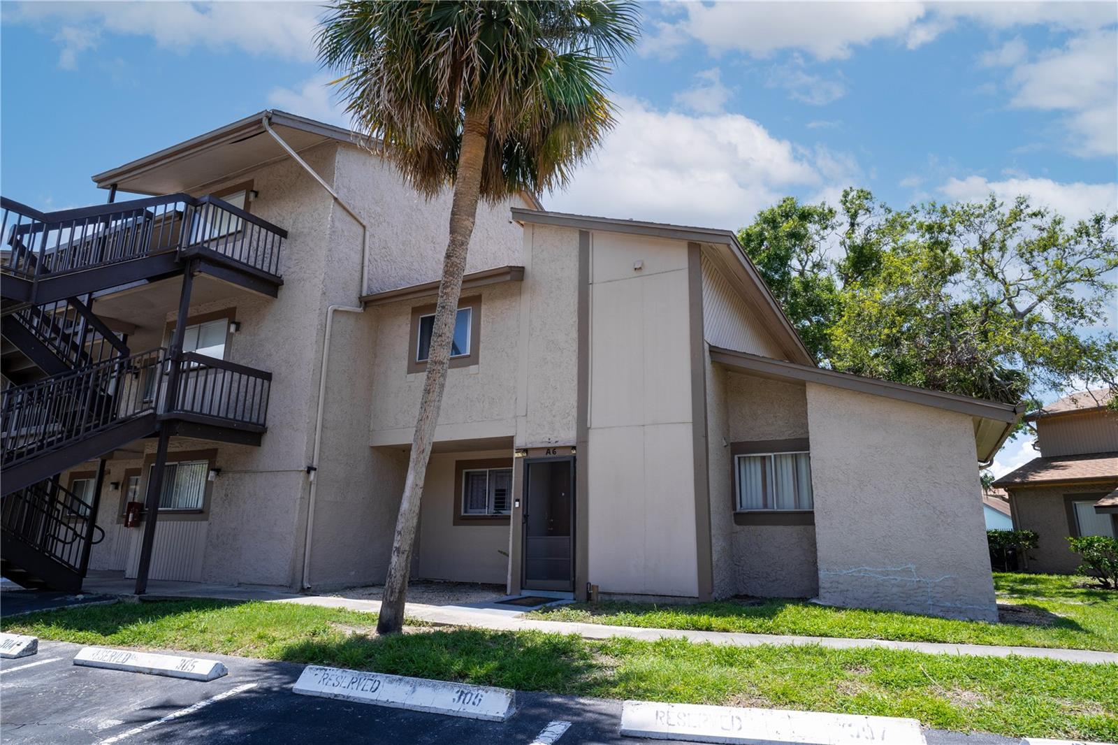 Image 2 of 43 For 6338 Newtown Circle 38a6