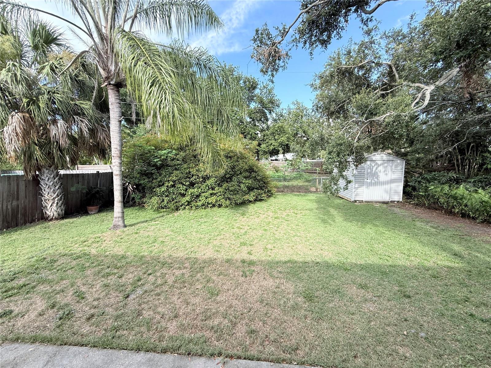 Image 16 of 17 For 6814 Gabrielle Street