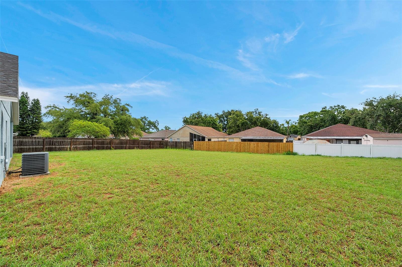 Image 3 of 41 For 243 Chardonnay Place