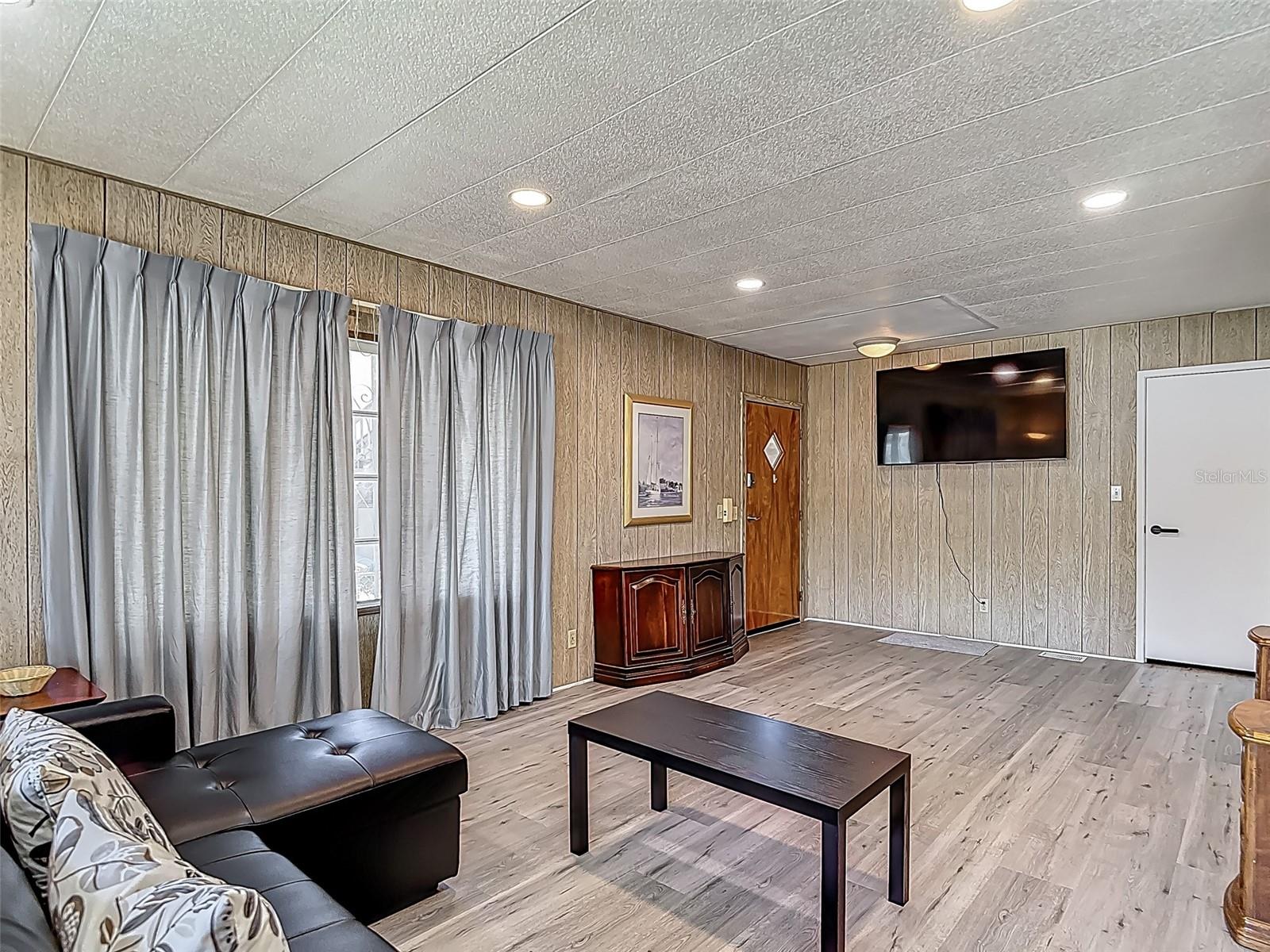 Image 9 of 42 For 5806 Portsmouth Drive