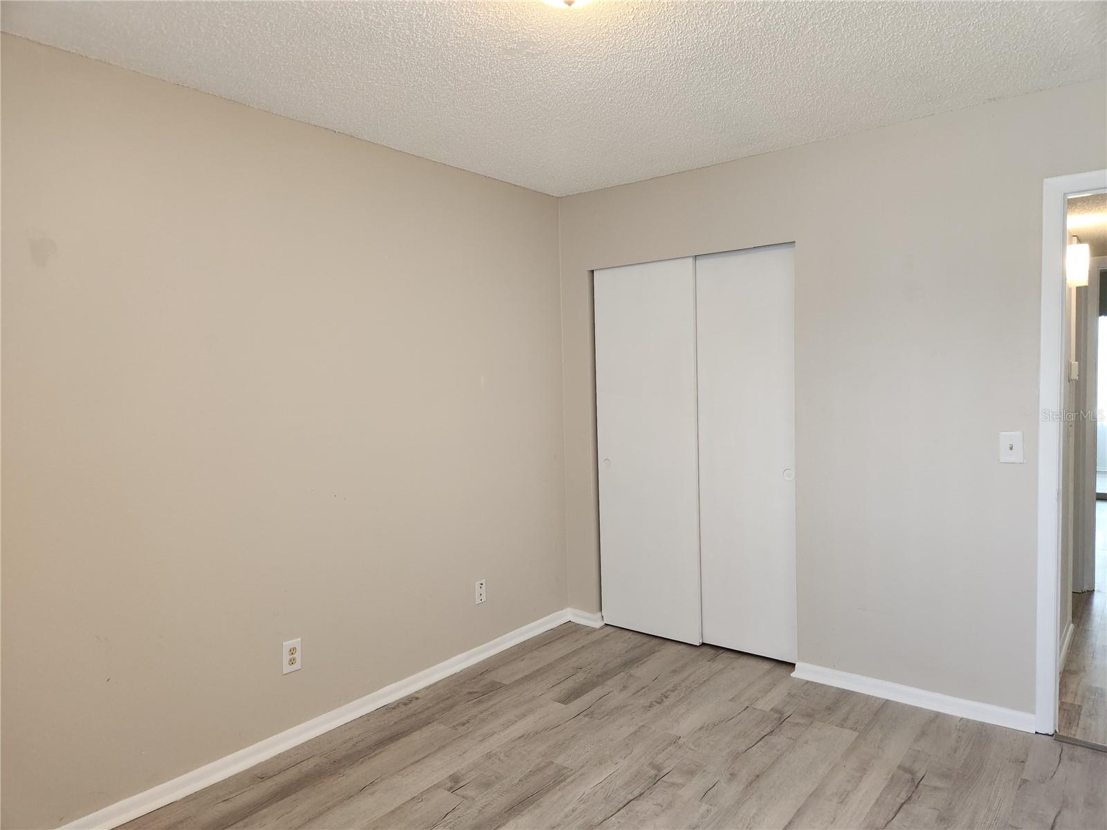 Image 15 of 30 For 2456 Ecuadorian Way 36