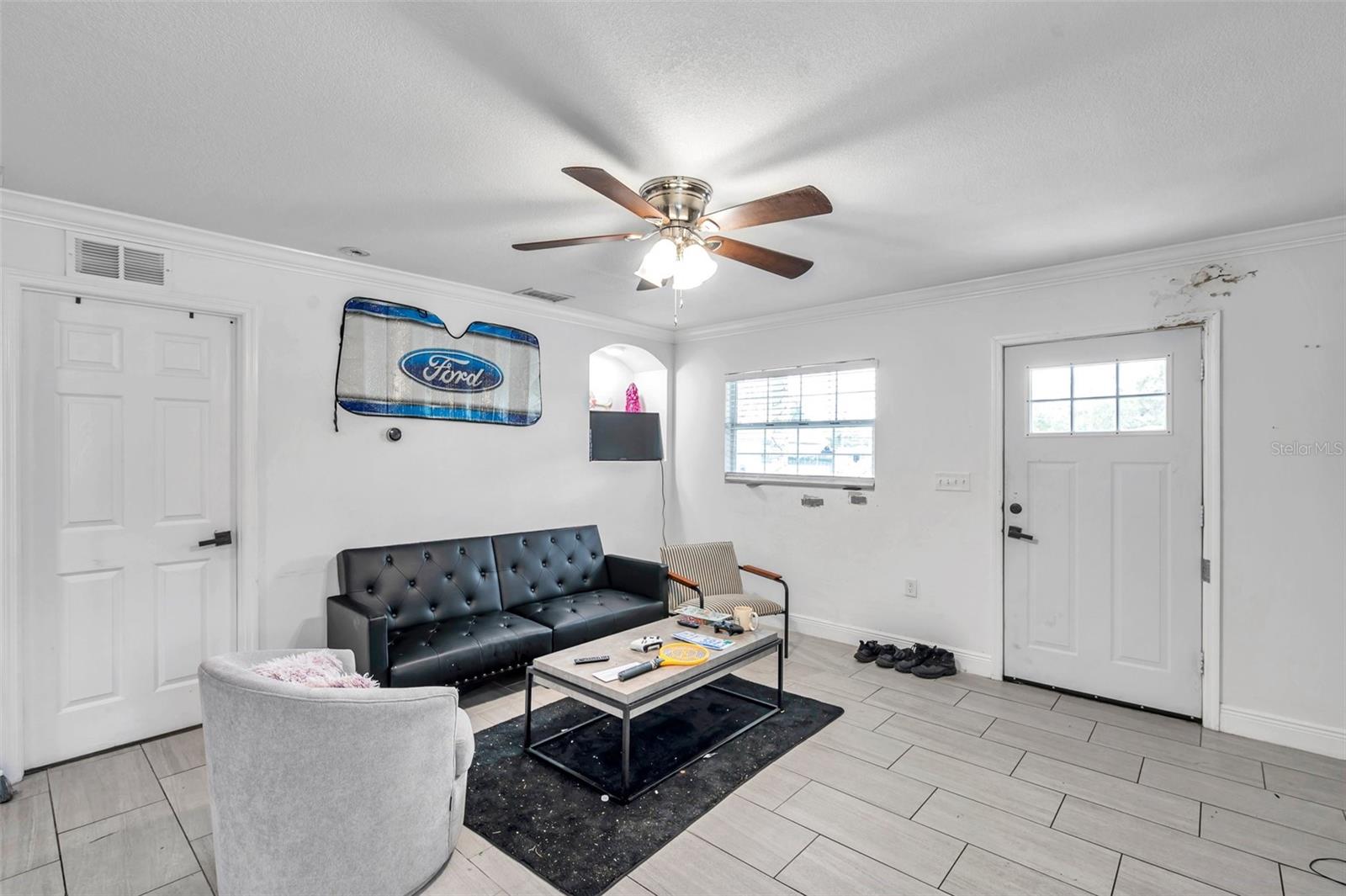 Image 7 of 13 For 2108 Linebaugh Avenue
