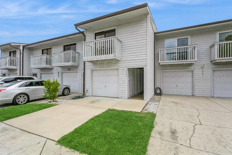 Image 2 of 17 For 6263 93rd Terrace N 4202