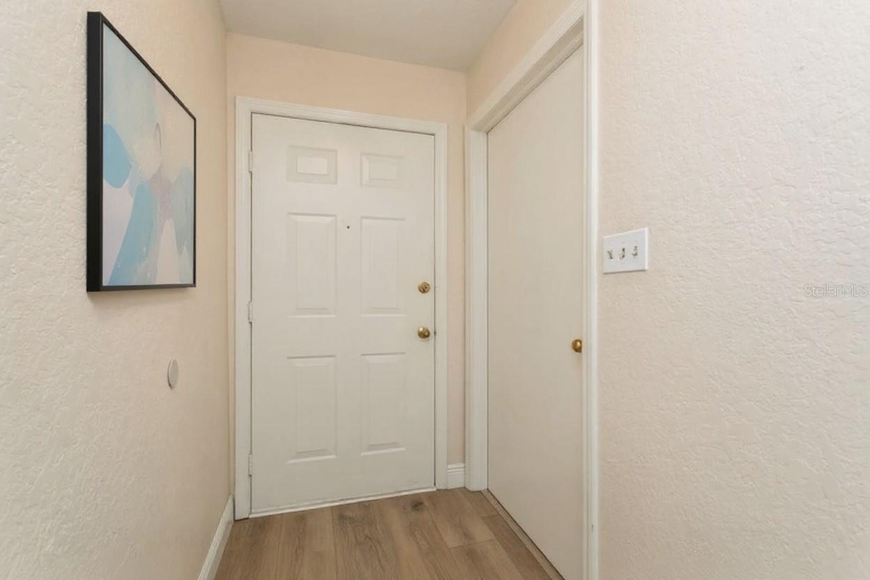 Image 3 of 17 For 6263 93rd Terrace N 4202