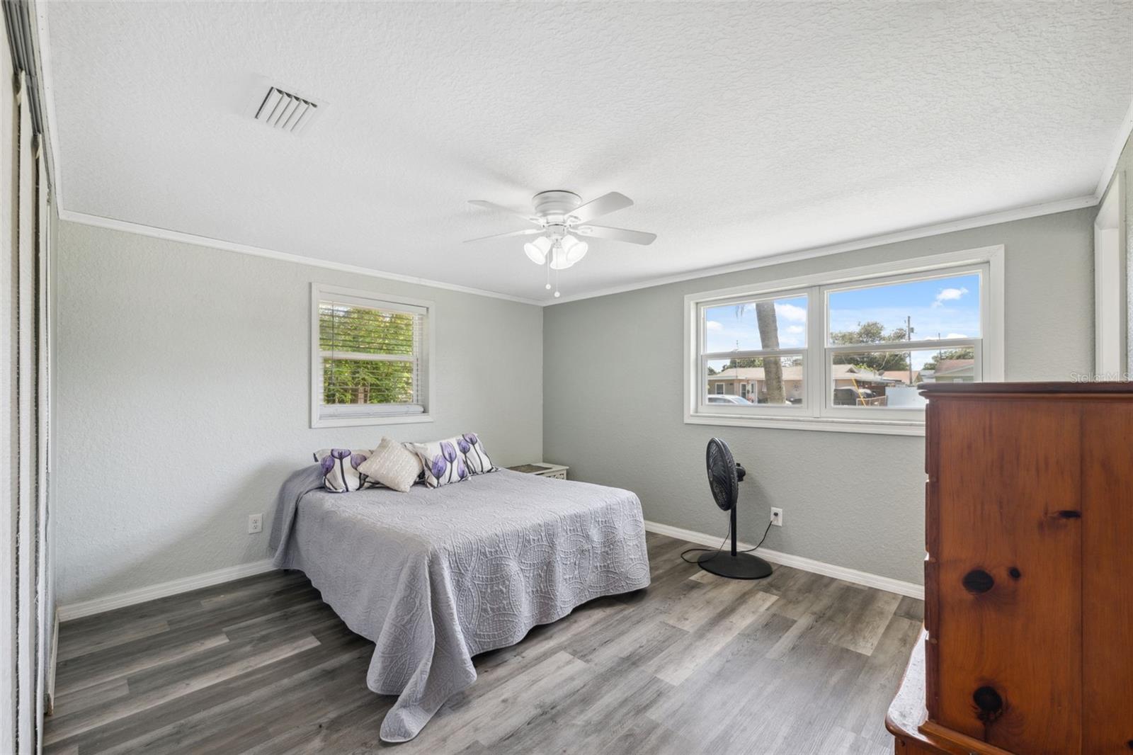 Image 18 of 40 For 8897 54th Street N