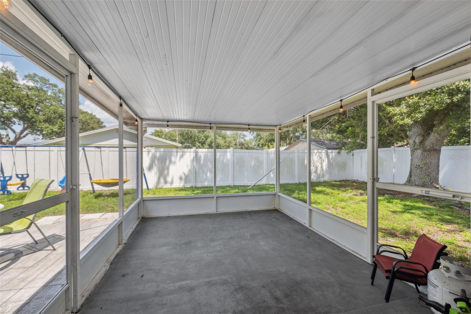 Image 26 of 40 For 8897 54th Street N