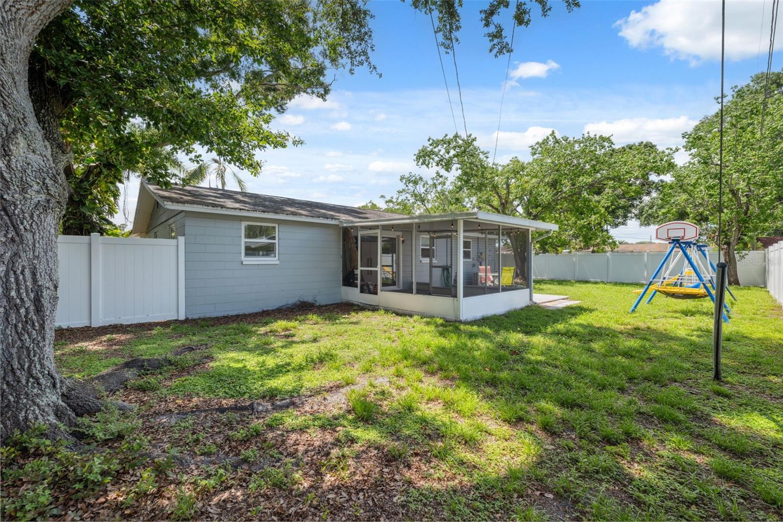 Image 30 of 40 For 8897 54th Street N