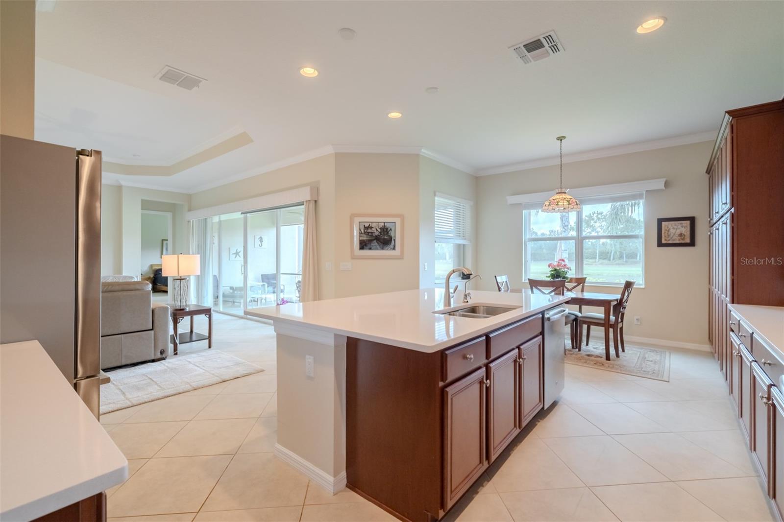 Image 18 of 96 For 15937 Cape Coral Drive