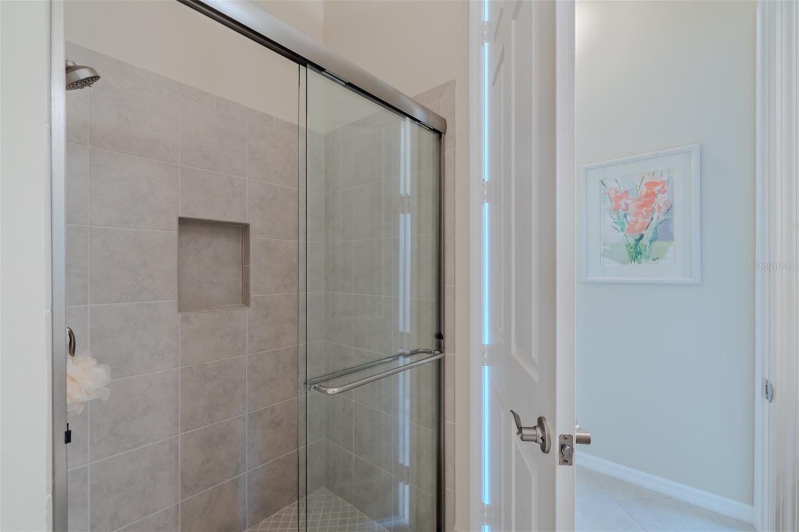 Image 40 of 96 For 15937 Cape Coral Drive
