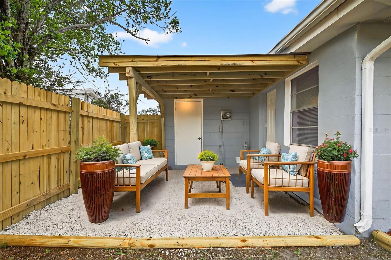 Listing photo id 10 for 3330 Rock Royal Drive