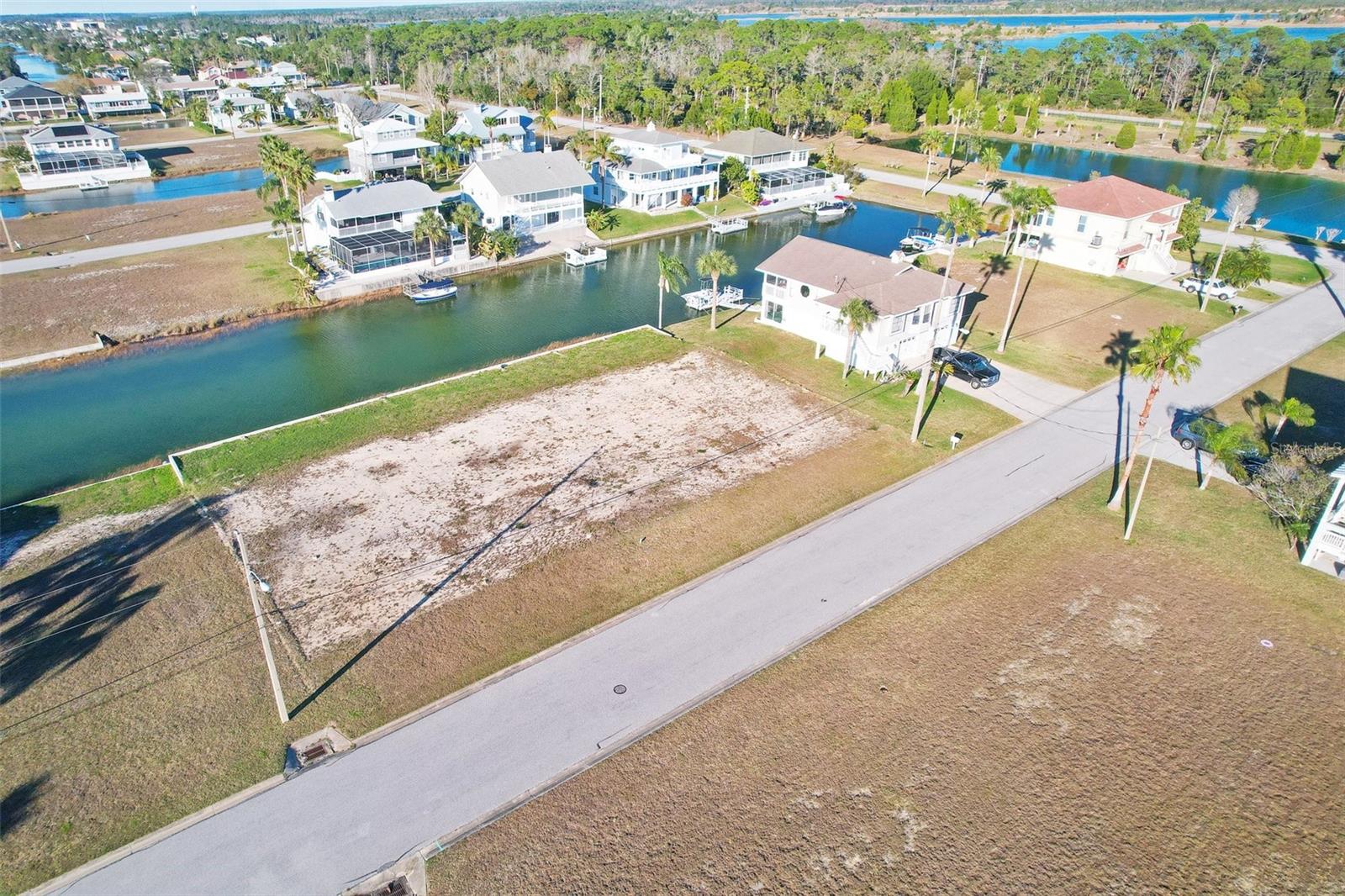 Image 2 of 10 For 4041 Triggerfish Drive