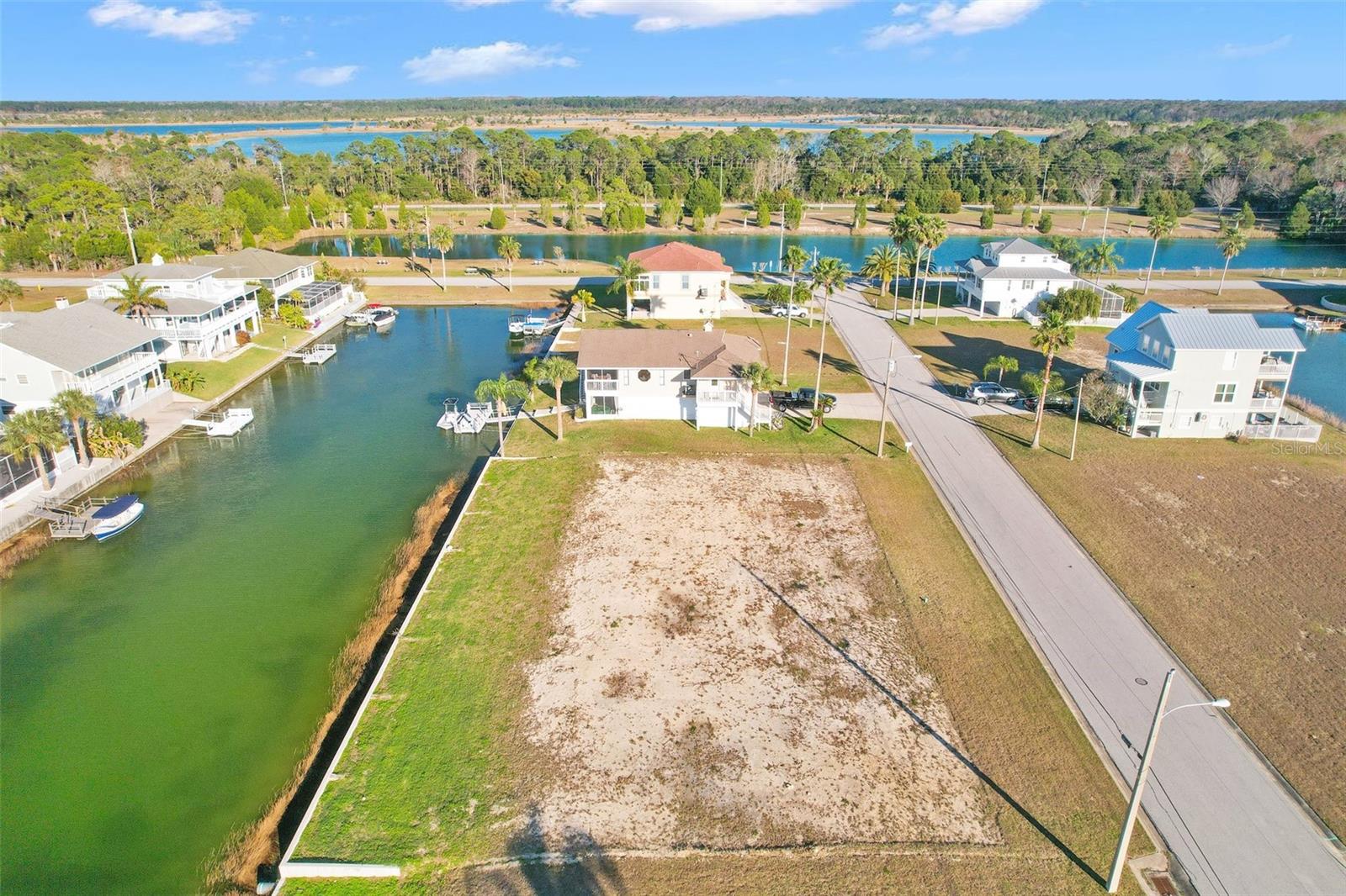 Image 3 of 10 For 4041 Triggerfish Drive
