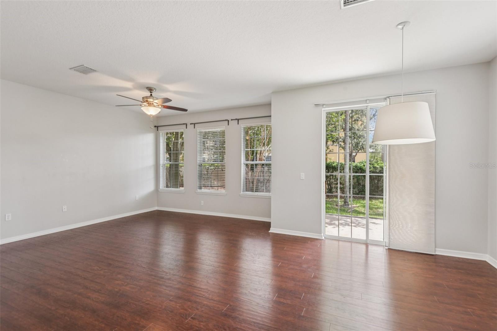 Image 11 of 41 For 7001 Interbay Boulevard 203