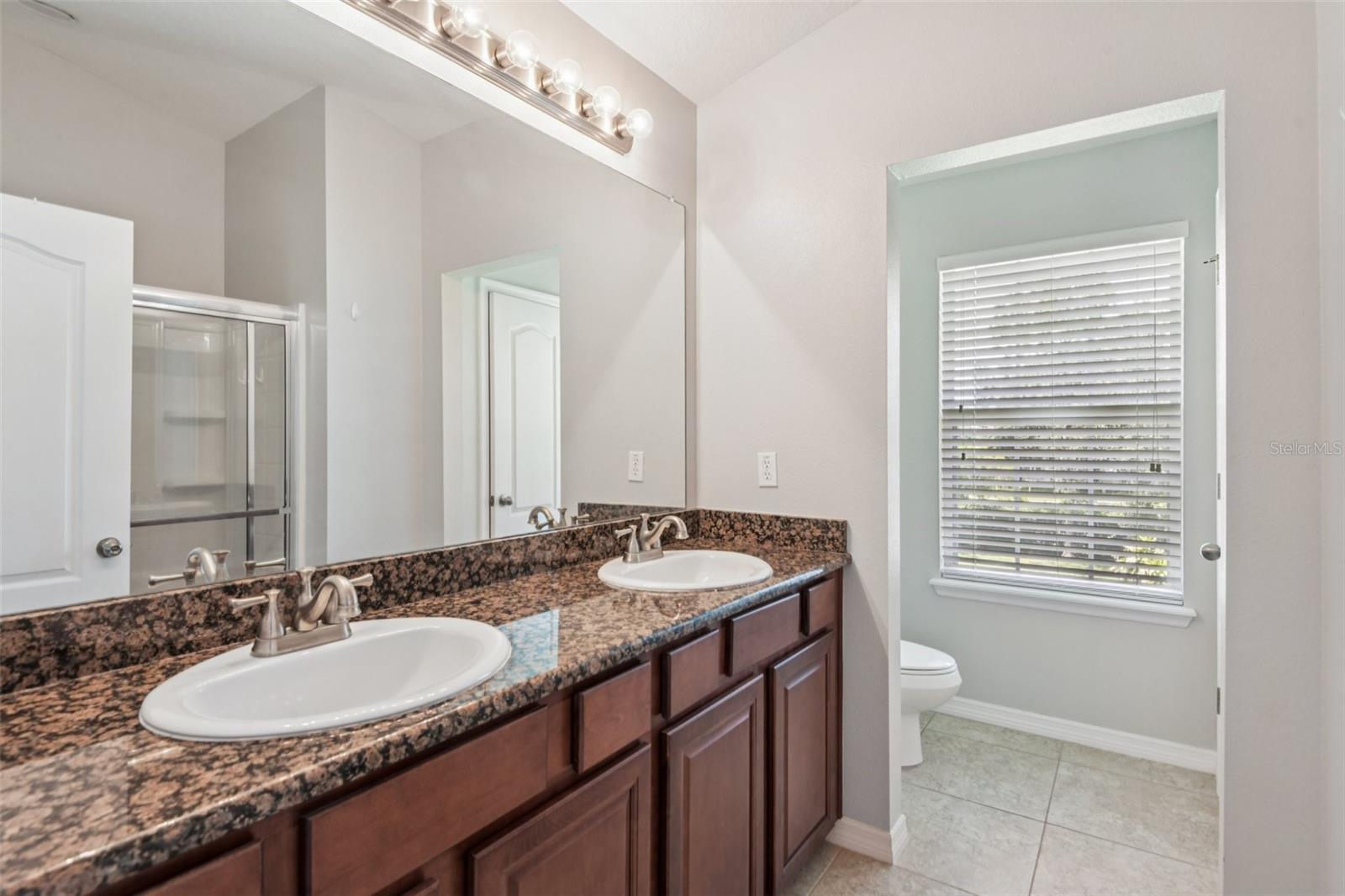 Image 22 of 41 For 7001 Interbay Boulevard 203