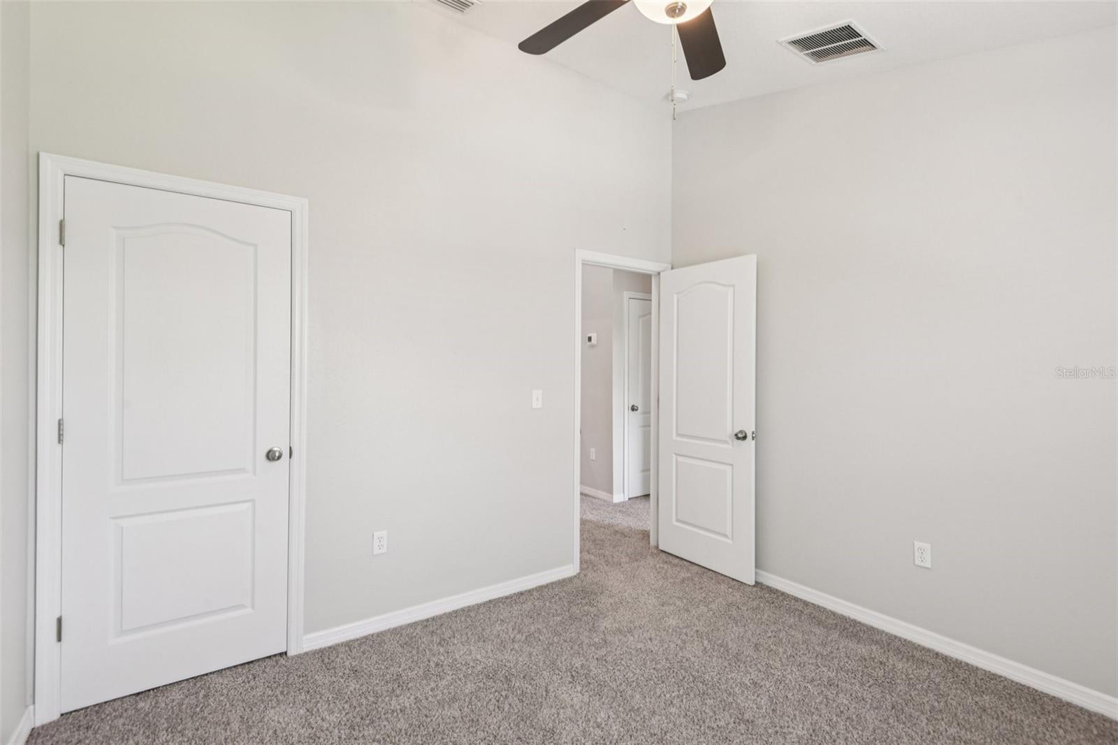 Image 29 of 41 For 7001 Interbay Boulevard 203