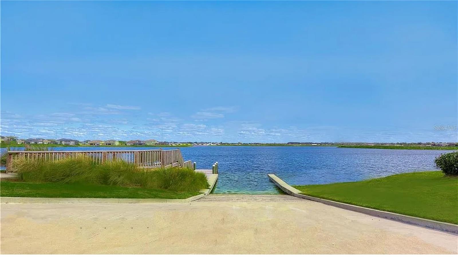 Listing photo id 86 for 12215 Blue Pacific Drive