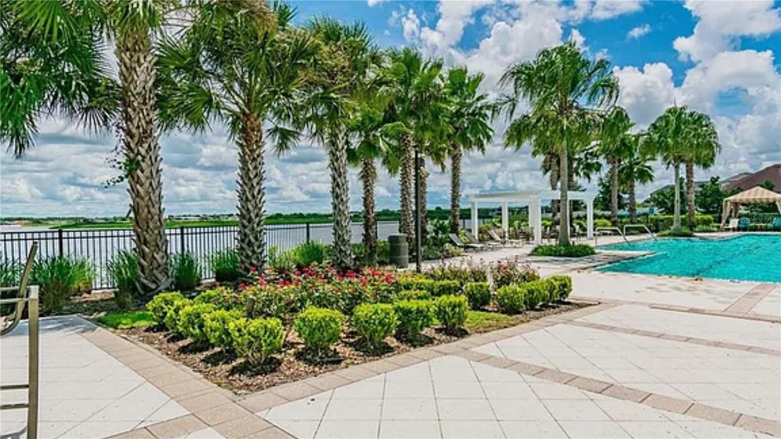 Listing photo id 90 for 12215 Blue Pacific Drive