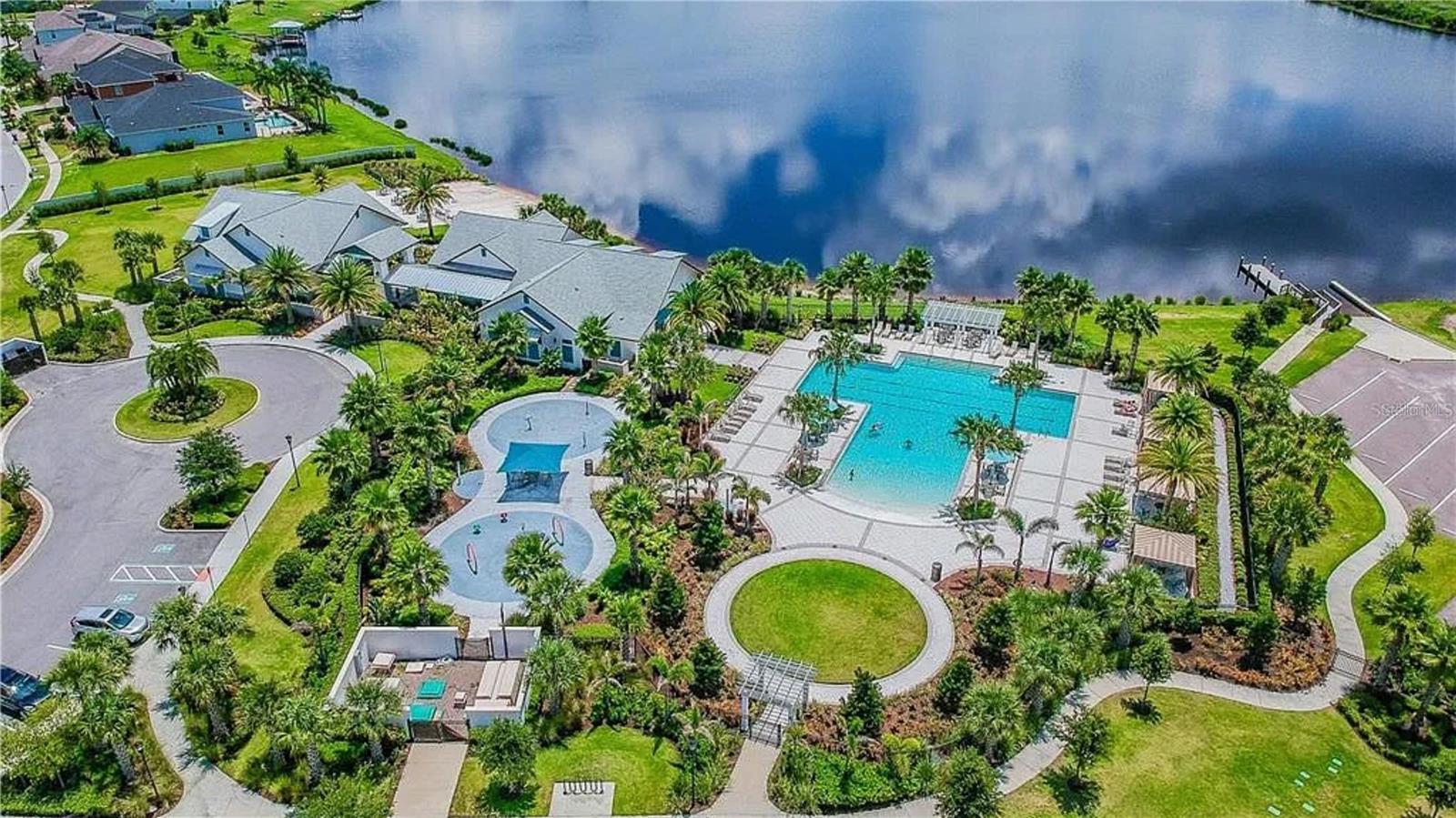 Listing photo id 92 for 12215 Blue Pacific Drive