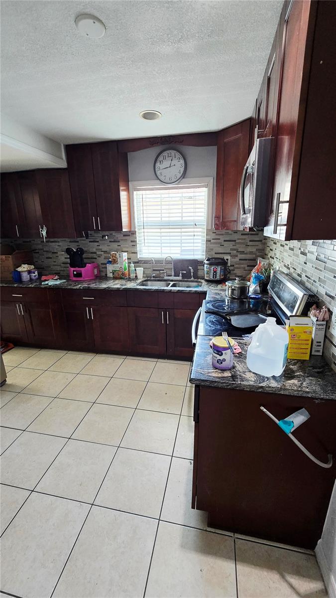 Image 20 of 32 For 5106 Town N Country Boulevard
