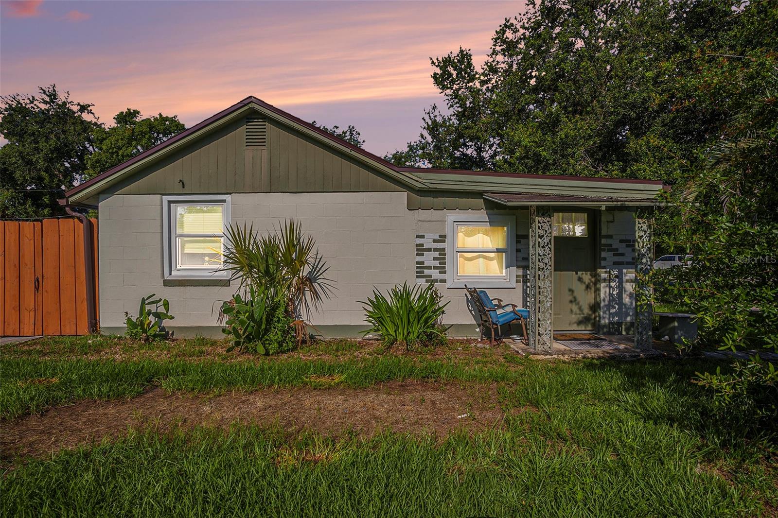 Details for 5651 6th Street, ZEPHYRHILLS, FL 33542