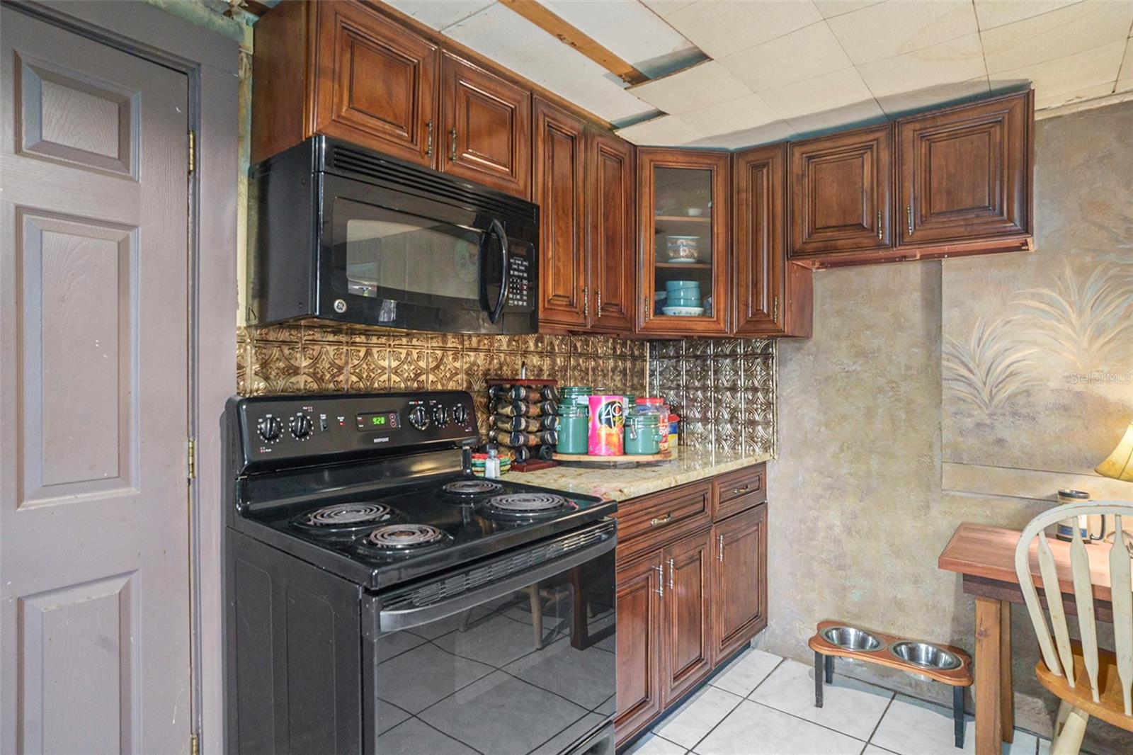 Image 9 of 36 For 5651 6th Street