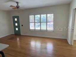 Image 12 of 38 For 719 37th Avenue Ne