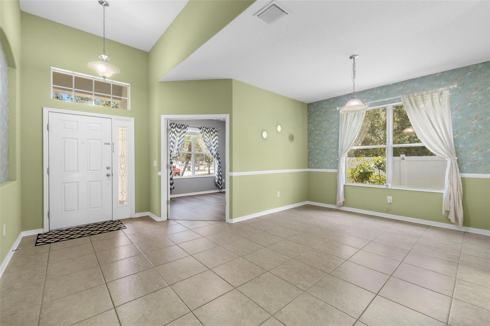 Image 12 of 47 For 8709 Deep Maple Drive