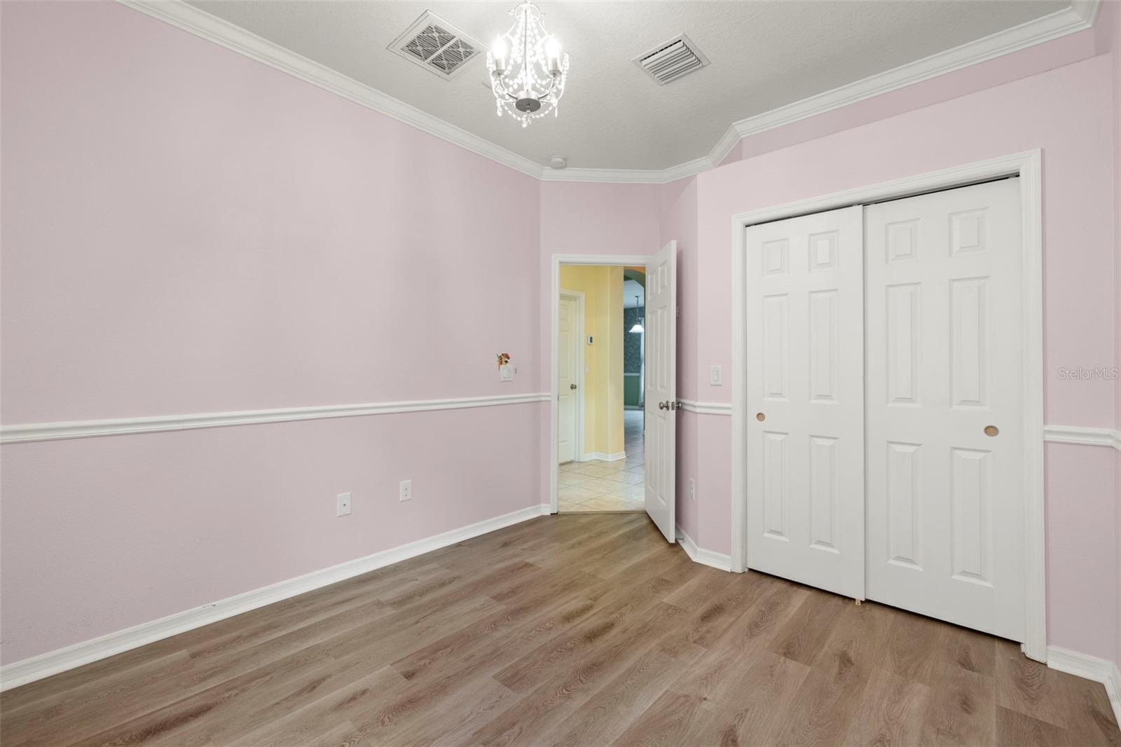Image 21 of 47 For 8709 Deep Maple Drive