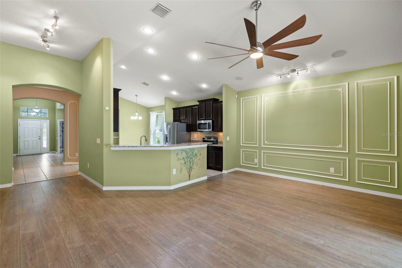 Image 3 of 47 For 8709 Deep Maple Drive